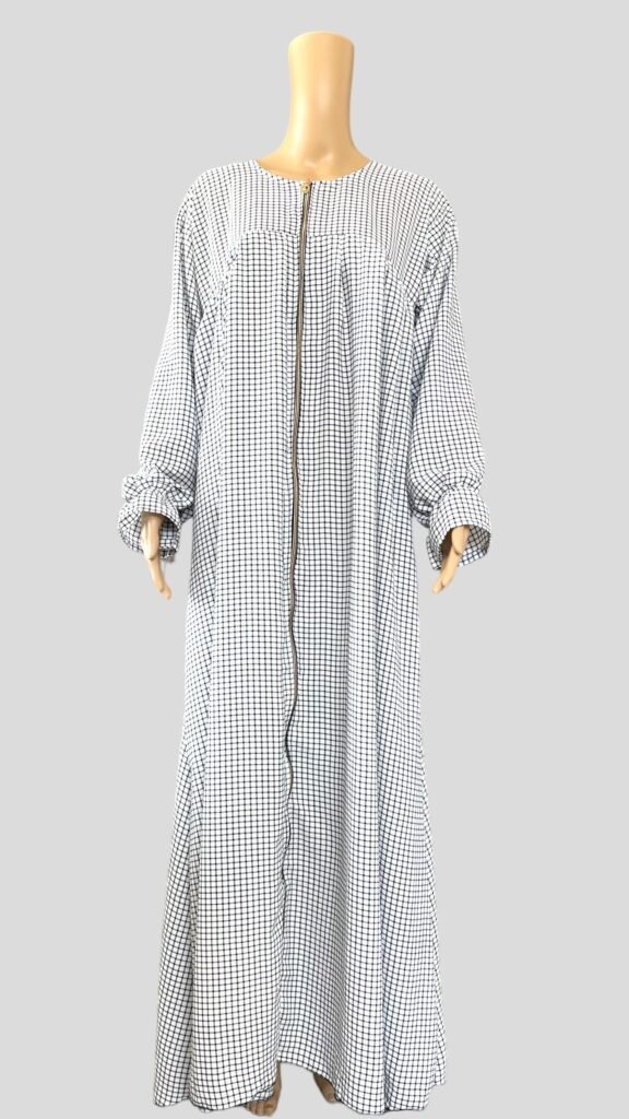 Zipper dress white with black pattern